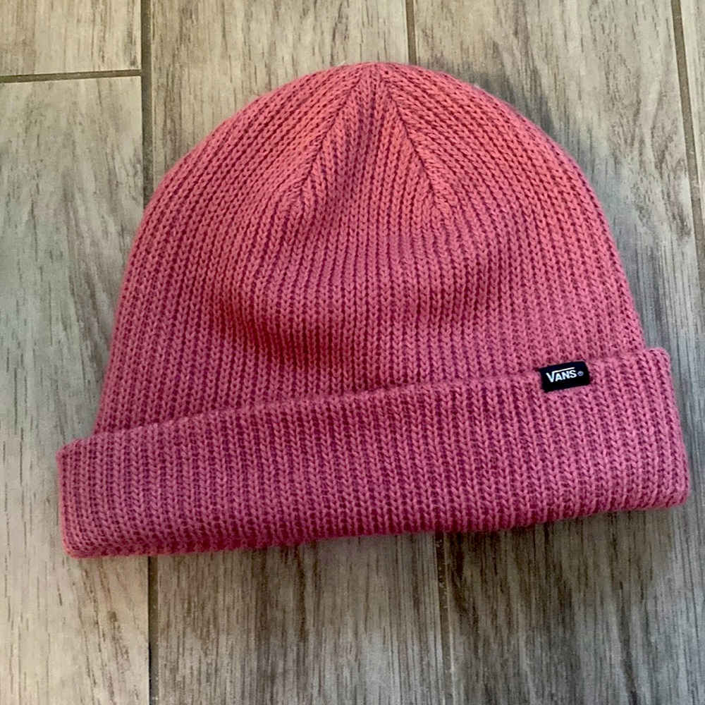 Pink vans hat